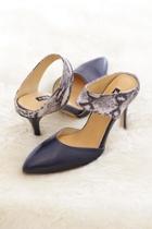  Ann Leather Heels
