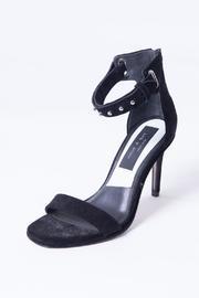  Tamira Heeled Sandal