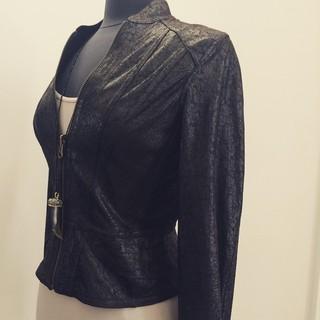  Sleek Flip Jacket