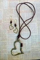  Leather Heart Necklace-set