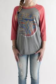  Wonder Woman Raglan