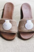  Seashell Sandals