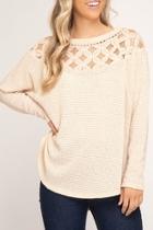  Lace Detail Thermal