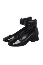  Black Leather Pumps