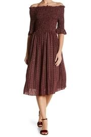  Off-shoulder Accordion Dress