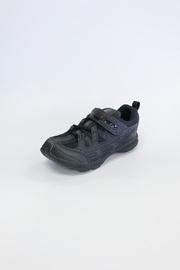  Lightweight Athletic Shoe