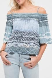  Escape Cold Shoulder Top