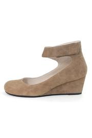  Vespa Suede Wedge