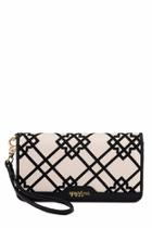  Seven Oaks Clutch