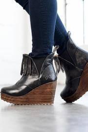  Ravenna Black Booties