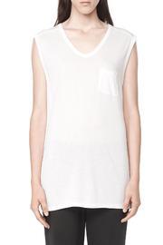  Muscle Tee