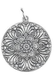  Aimez Worthy Charm