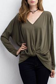  Knotted Hem High Low Top