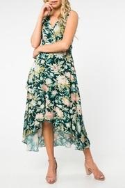  Sleeveless Floral Midi-dress
