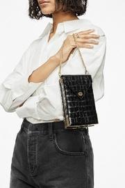  Yasmin Pouch Croc