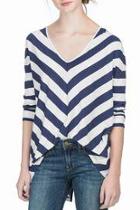  Drop Shoulder V-neck Tee