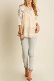 Three-quarter Sleeves Top
