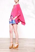  Charlie Pink Top