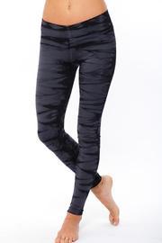  V Ankle Legging