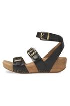  Lou Buckle Sandal