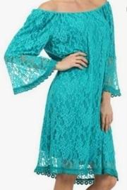  Lace Off-the-shoulder Tunic