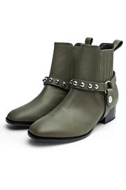  Kenya Studs Olive