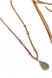  Oss Pendant Buckskin