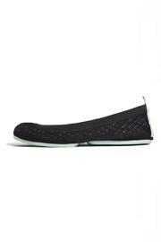  Sporty Mesh Flats