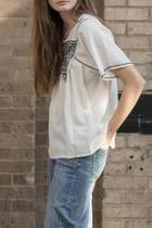  Short Sleeve Embroidered Top