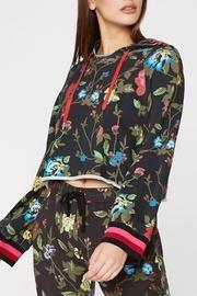  Cropped Cutoff Hoodie