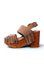  Sand Fringe Sandals
