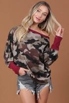  Camo Off-the-shoulder Contrast-trim Shirt