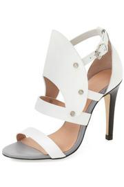  Gareth Sandal