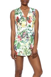  Sleeveless Floral Romper