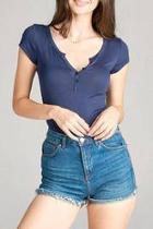  Button Placket Top