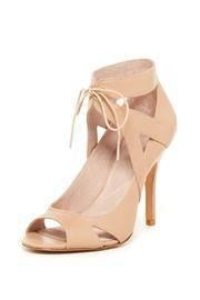  Yanni Sandal Nude