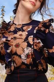  Dâ Floral Blouse