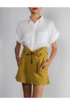  Paperbag-tied High-waisted Shorts
