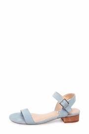  Cache Sandal