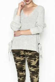 Tie Grommet Sweater