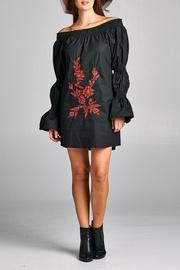 Ruffle Off-shoulder Tunic
