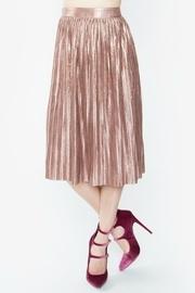  Minori Pleated Metallic Skirt