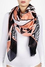  Deco-maze Print Scarf