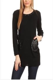  Embellished Tunic Top
