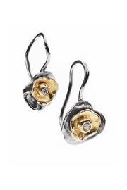  Diamond Earrings With Flakes