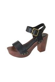  Program Platform Sandal