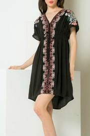  Drop-shoulder Embroidery Dress