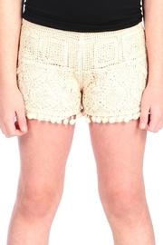  Crochet Pompom Shorts