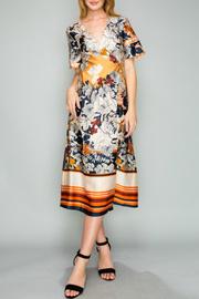 Wrap Dress Boarder Print