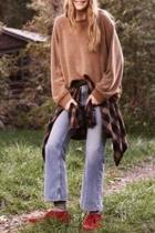  Slouch Sweatshirt Camel